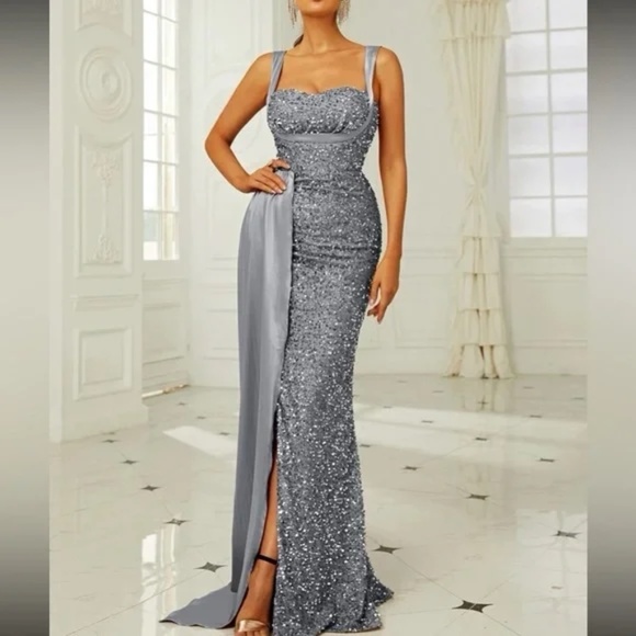Elegant Sequin Fitted Sexy Party Formal Prom Wedding Dress - Picture 2 of 7
